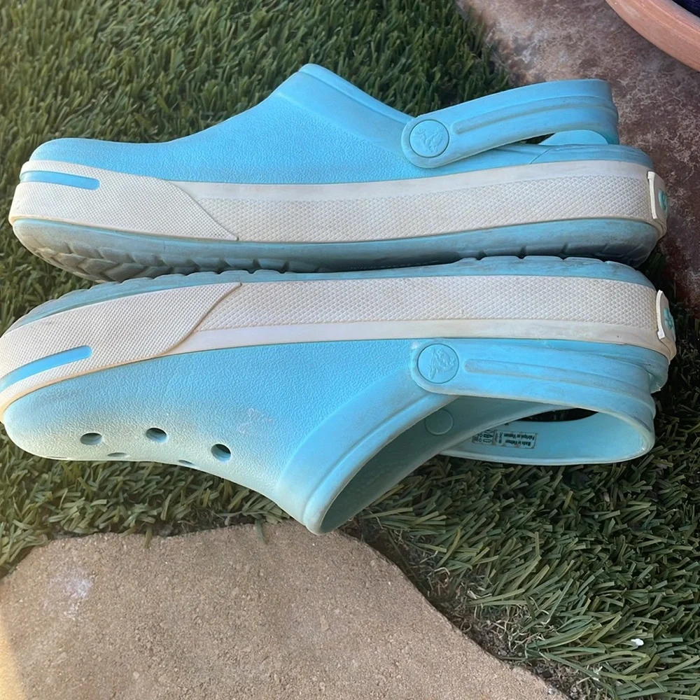 Kids Crocs / Clogs Size 5